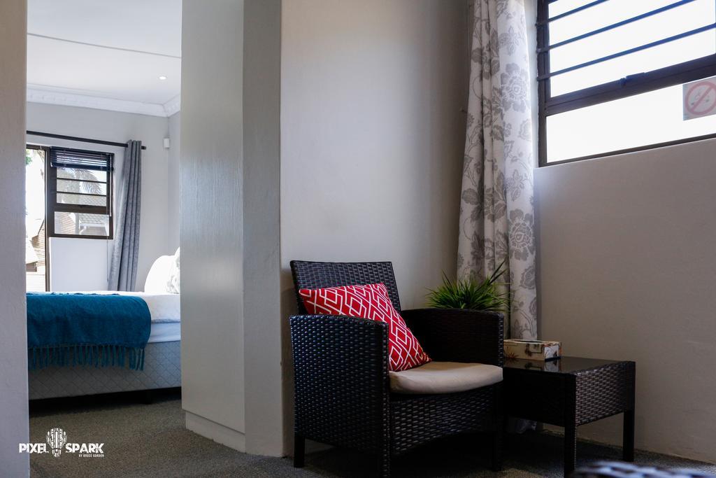 Tyday Accommodation Порт Елизабет Екстериор снимка