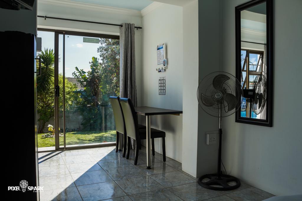 Tyday Accommodation Порт Елизабет Екстериор снимка
