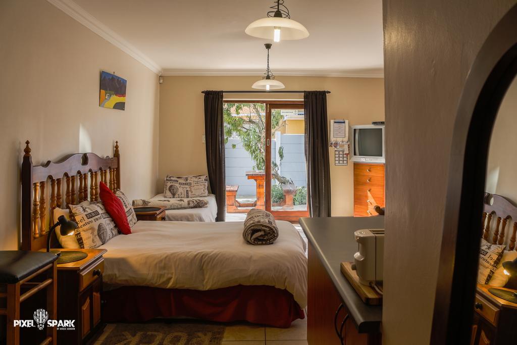 Tyday Accommodation Порт Елизабет Екстериор снимка