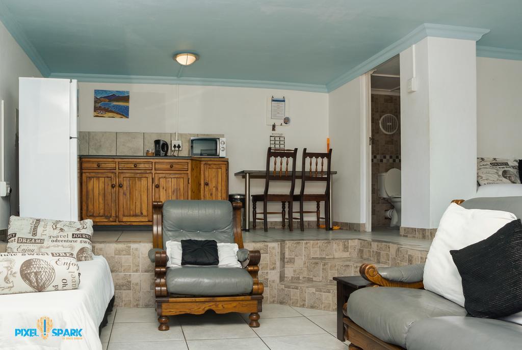 Tyday Accommodation Порт Елизабет Екстериор снимка