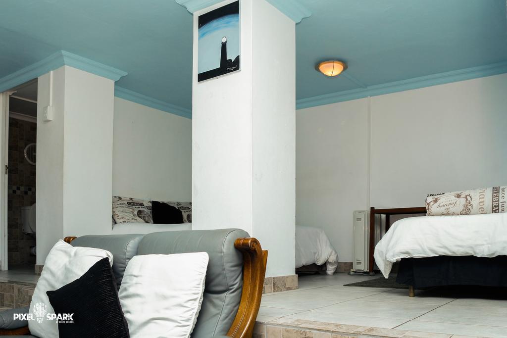 Tyday Accommodation Порт Елизабет Екстериор снимка