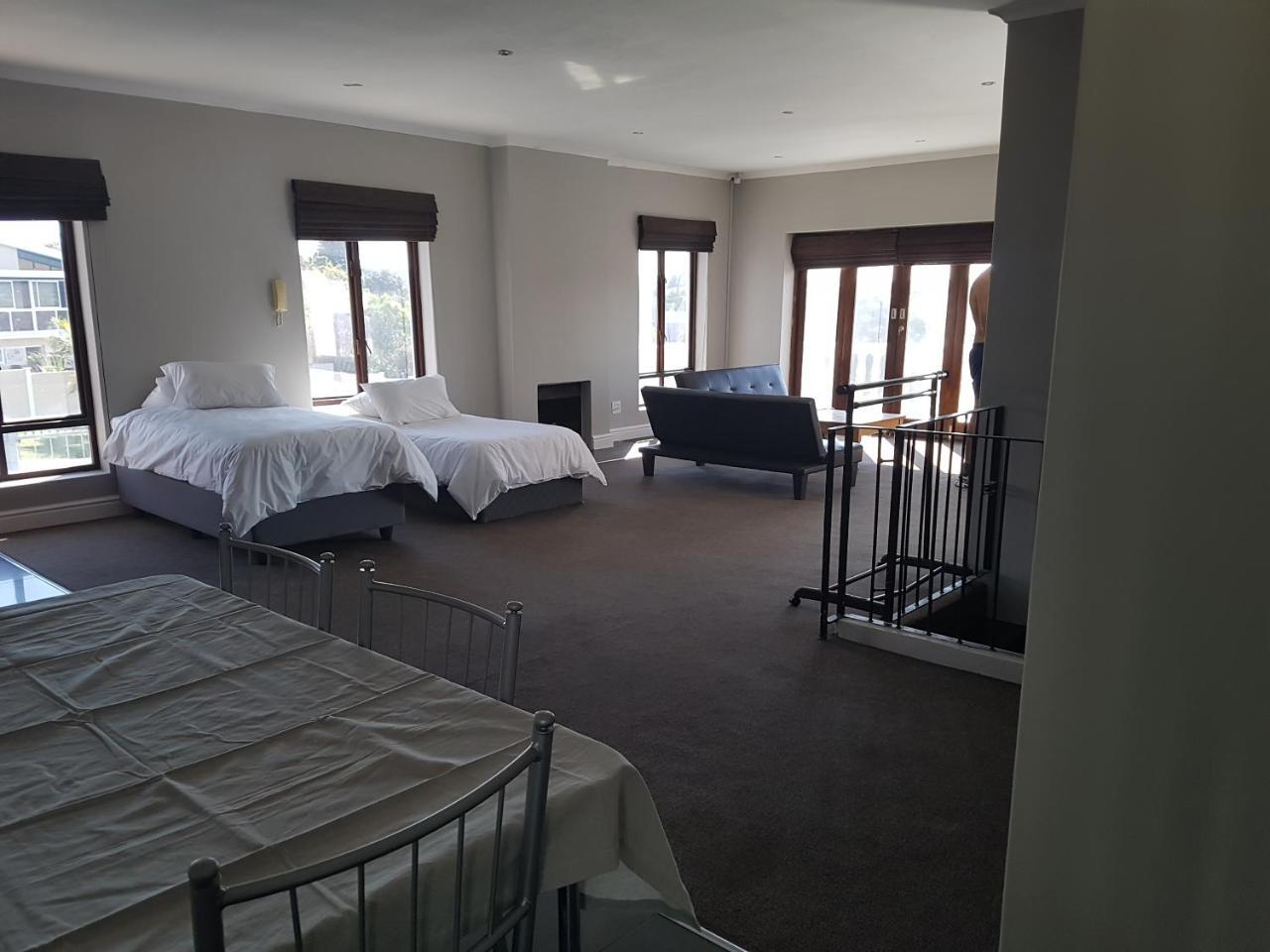 Tyday Accommodation Порт Елизабет Екстериор снимка